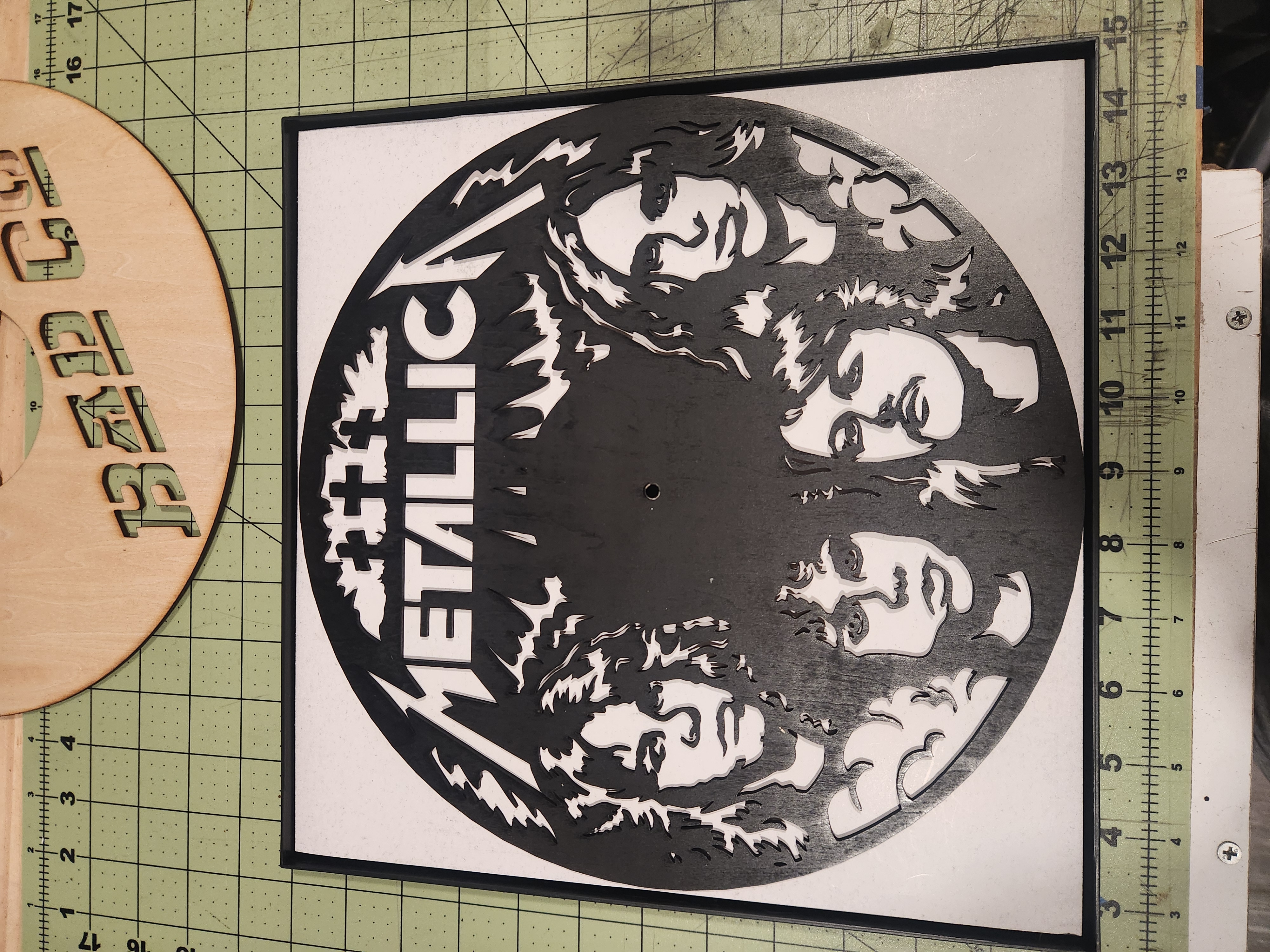 Metallica 1 record art